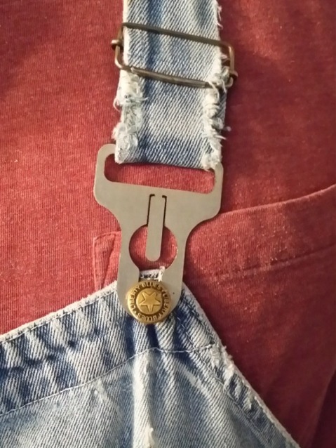 How To: Apply Overall Buckles 